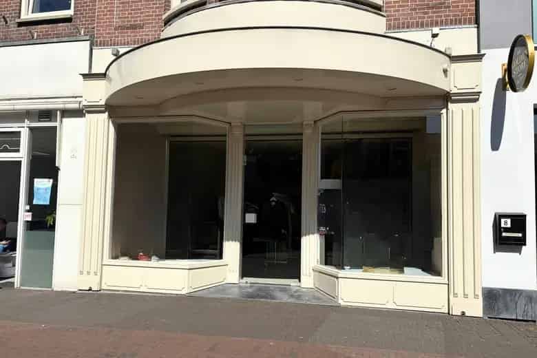 90 m2 Winkelruimte te Huur Beverwijk Breestraat