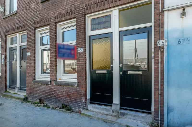 Appartement te koop Rotterdam Overschie 2 kamers tuin 49m2