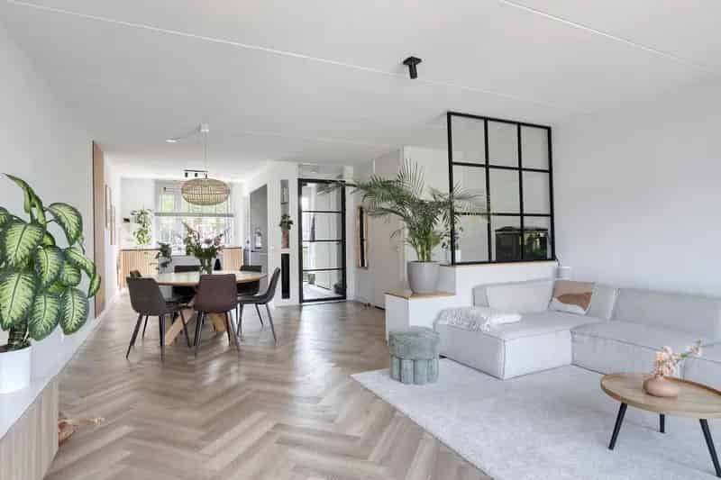 Moderne 5 Slaapkamer Tussenwoning Apeldoorn Energielabel A