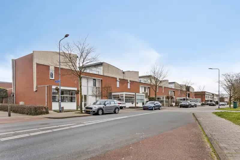 Gezinswoning Maaspoort 4 slaapkamers Zuidtuin Praktijkruimte