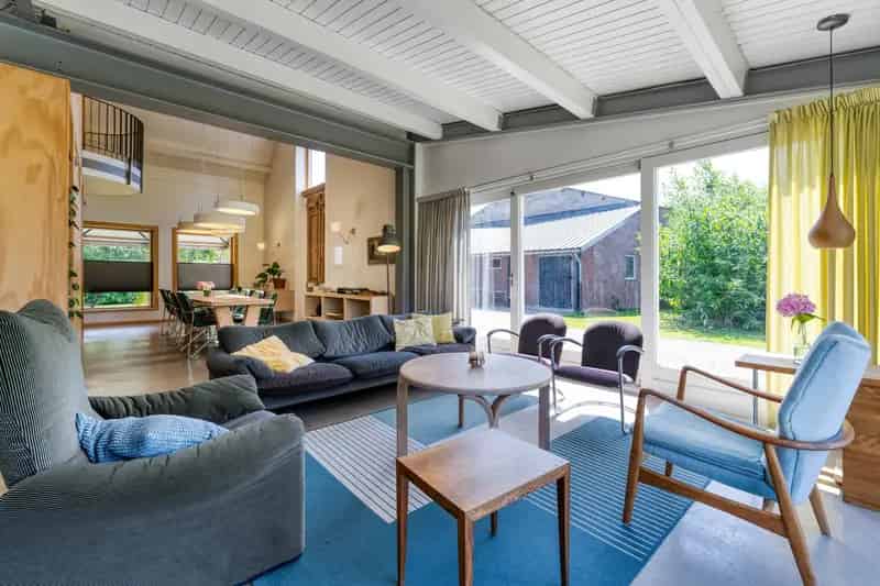 Landhuis met Loods nabij Strand Groede