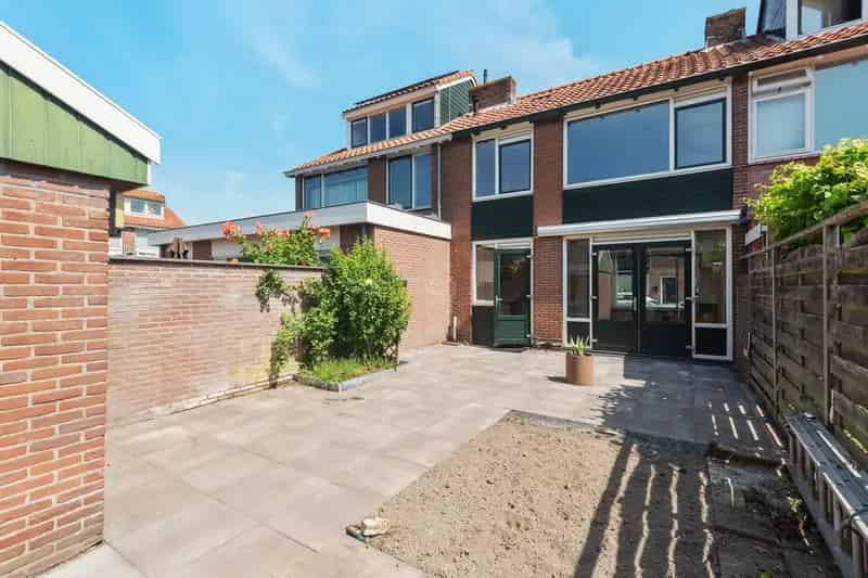 Huis te koop: Vederdistelstraat 4 1562 AR Krommenie 