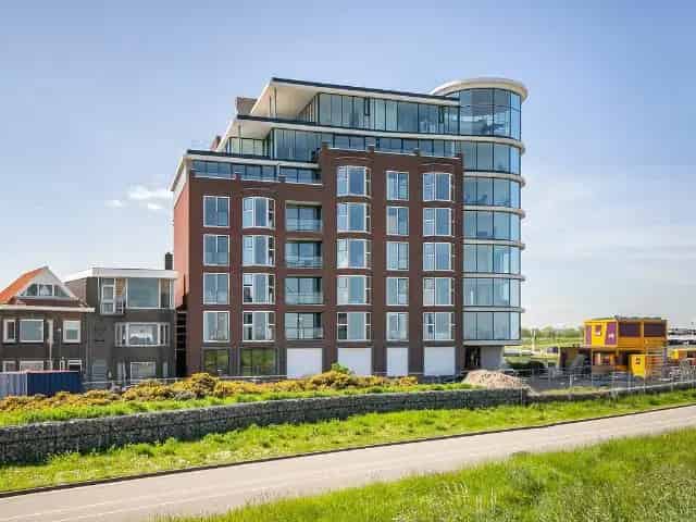 Appartement te huur Terneuzen: 2-kamer appartement met Westerschelde uitzicht