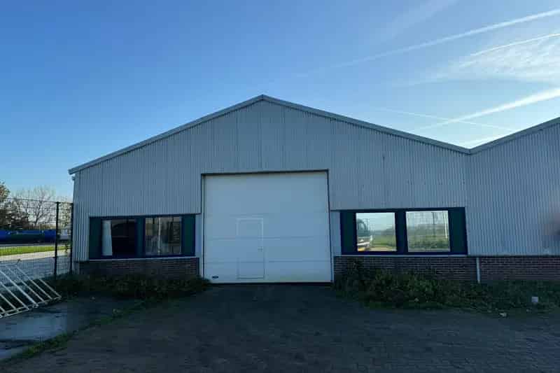 Bedrijfshal te huur Nieuwerkerk aan den IJssel 1200m²