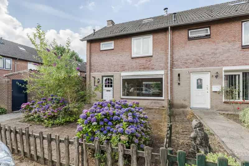 Huis te koop Alphen NB 4 slaapkamers kindvriendelijk