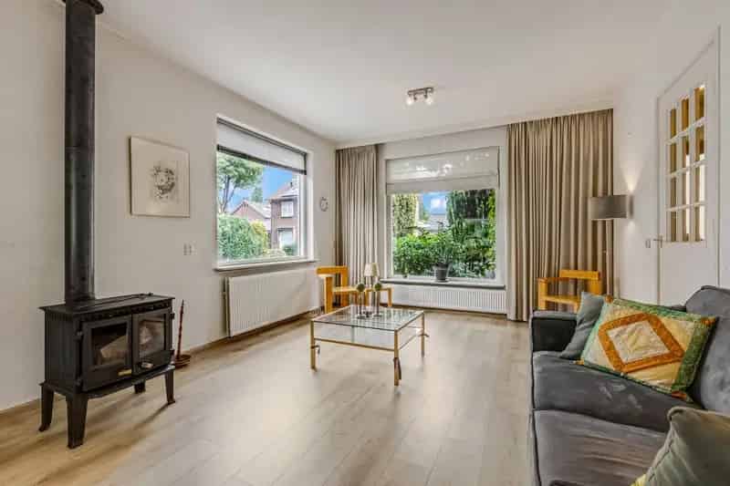 Huis te koop Ede Componistenbuurt 4 slaapkamers grote garage
