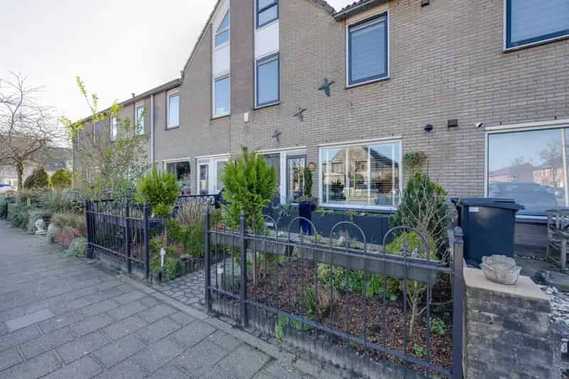 Huis te koop Purmerend 3 slaapkamers 8 zonnepanelen