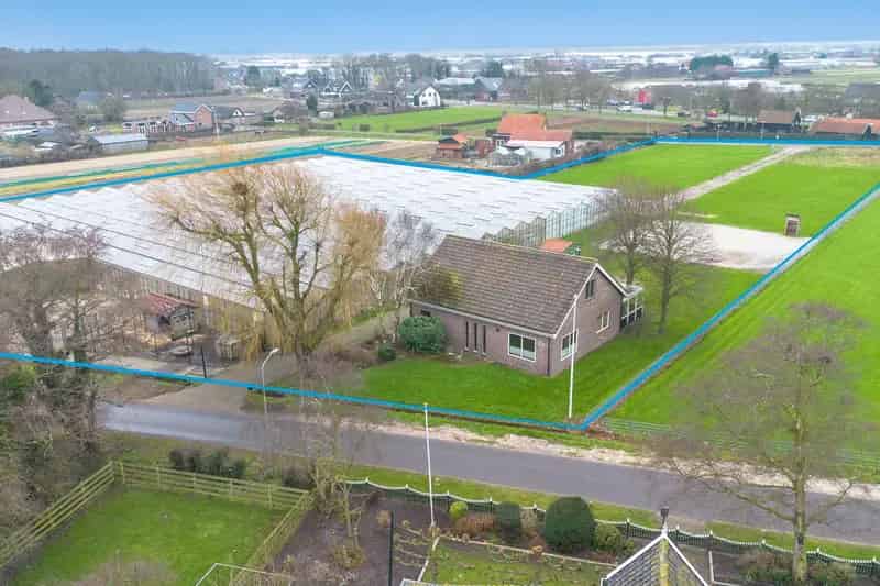 Bedrijfshal Heemskerk te huur 3300m2 kassen bedrijfswoning