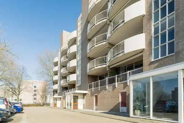 Ruim 2-kamer appartement Oss nabij Winkelcentrum en Station