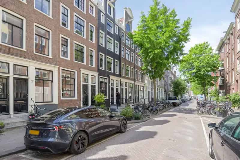 Rijksmonument te koop Amsterdam Centrum 76m2 Tuin