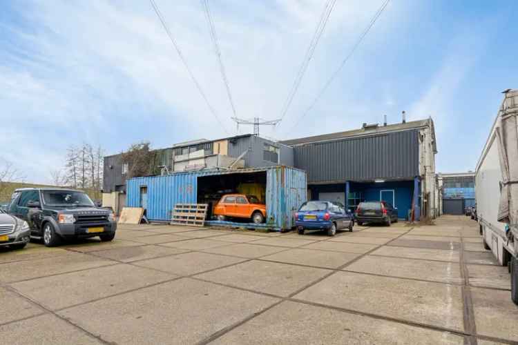 Bedrijfshal Zaandam 450m² te Koop