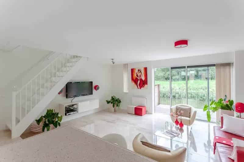 Huis te koop Almere Buiten 4 slaapkamers aan het water