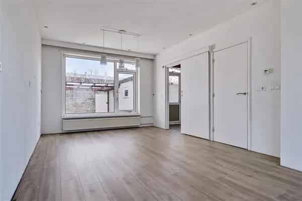 Tussenwoning Beverwijk Rustige Straat 3 Slaapkamers Starters