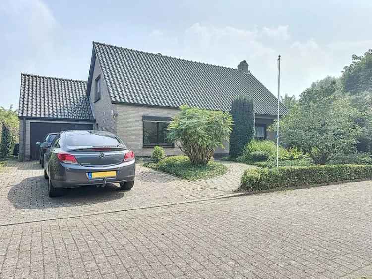 Bungalow Te Koop in 14, Kamperstraat, Sluis, Zeeland