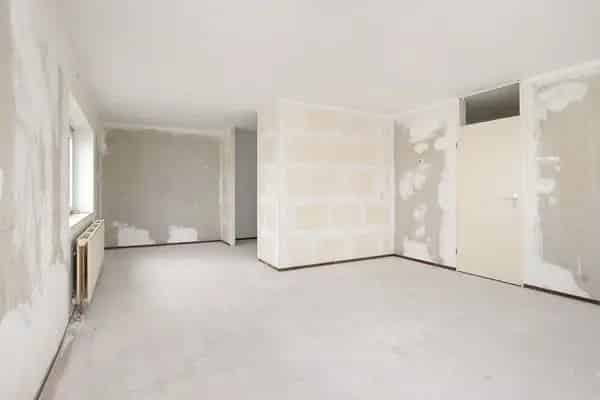 Luxe Appartement met Loggia en Maas Uitzicht
