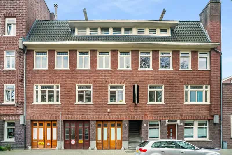 Dubbel Bovenhuis Baarsjes 120m2 3 slaapkamers Dakterras