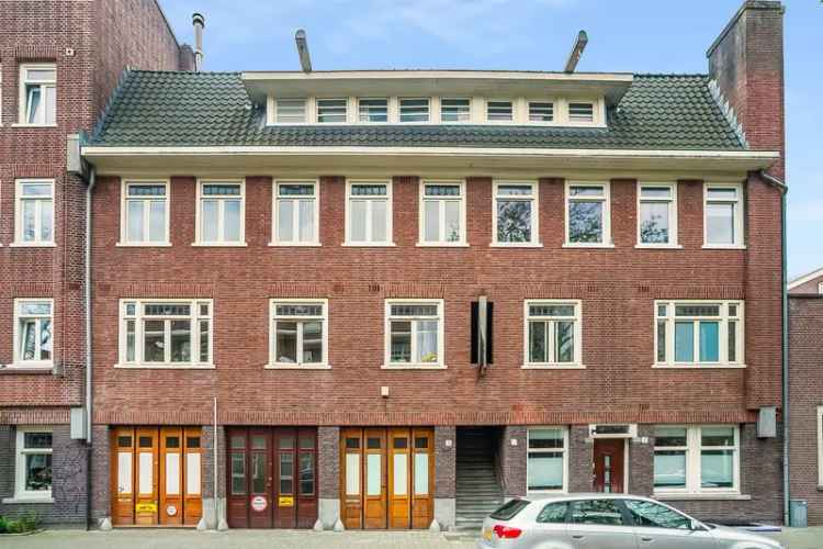 Dubbel Bovenhuis Baarsjes 120m2 3 slaapkamers Dakterras