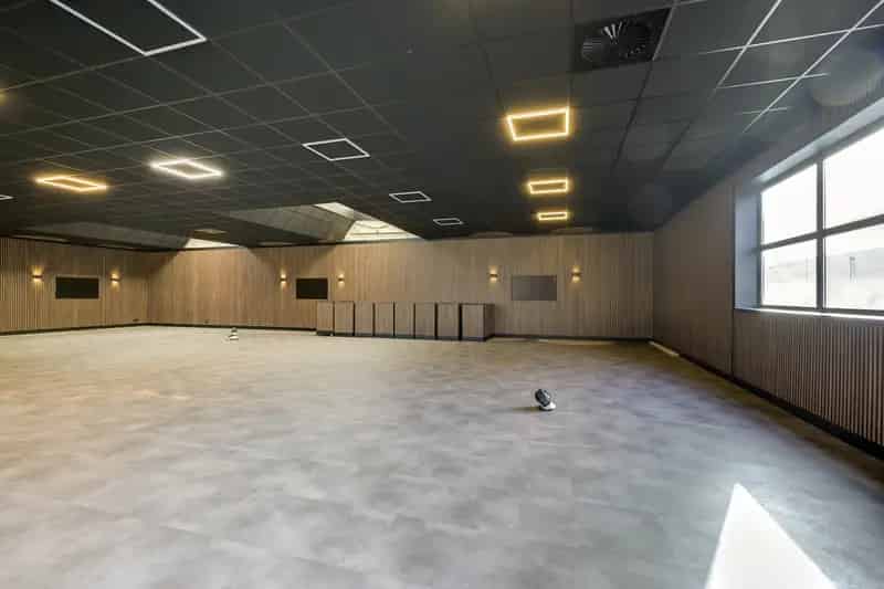 Kantoorruimte Houten 273m² te huur