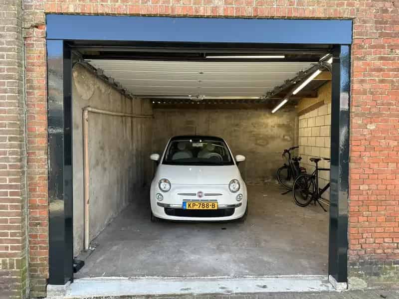 Bedrijfsvastgoed Te Huur , Alphen aan den Rijn, Zuid-Holland