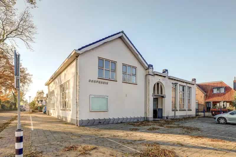 Dorpshuis Kekerdom te koop: 2 woningen mogelijk