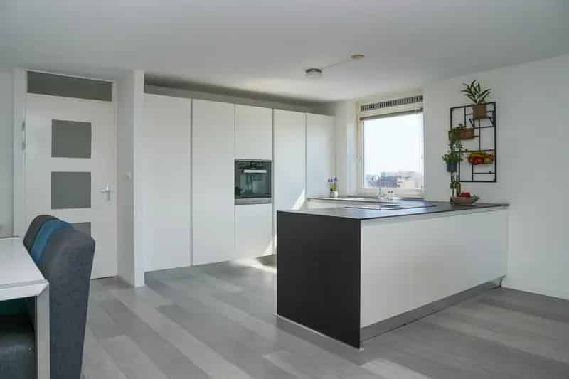Appartement Rotterdam Agnieseburg 133m2 Balkon Uitzicht Parkeerplaats