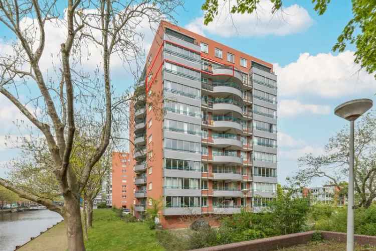Appartement te koop Amsterdam Slotermeer 91m2 2 slaapkamers parkeerplaats