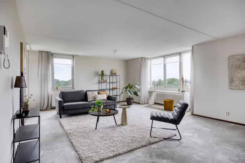 Ruim appartement 88m2 Oss 2 slaapkamers balkon en vrij uitzicht