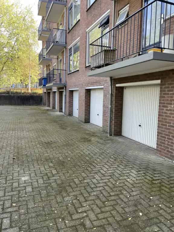 Garagebox te Huur Hilversum 15.6m2
