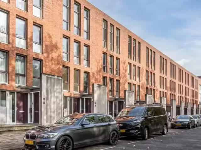 Ruime gezinswoning Amsterdam Bijlmerdreef