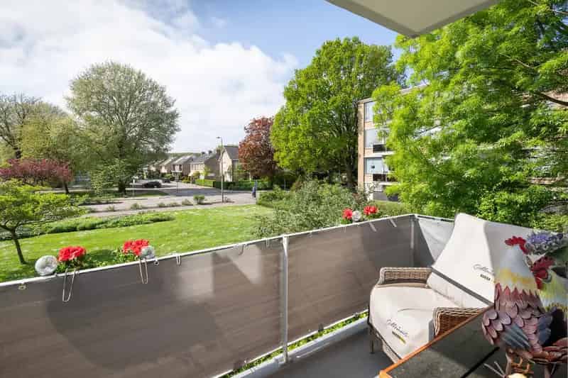 Luxe Hoekappartement 75m2 Balkon Zuid Moderne Keuken Badkamer Garage