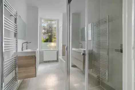 4 kamers appartement van 95 m² in Amsterdam