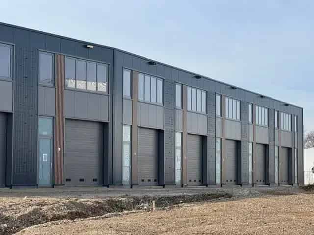 Bedrijfshal Maastricht Airport te huur