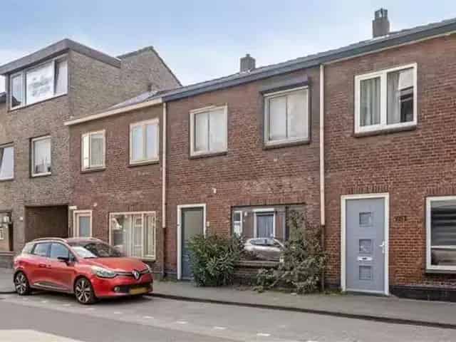 Appartement te koop Thomas van Aquinostraat 17 in Tilburg voor.