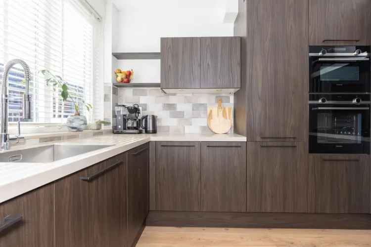 Hoekwoning Kreeklanden 3 slaapkamers 8 zonnepanelen