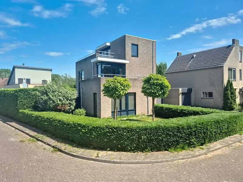 Huis Te Koop , 6, Parmastraat, IJzendijke, Zeeland