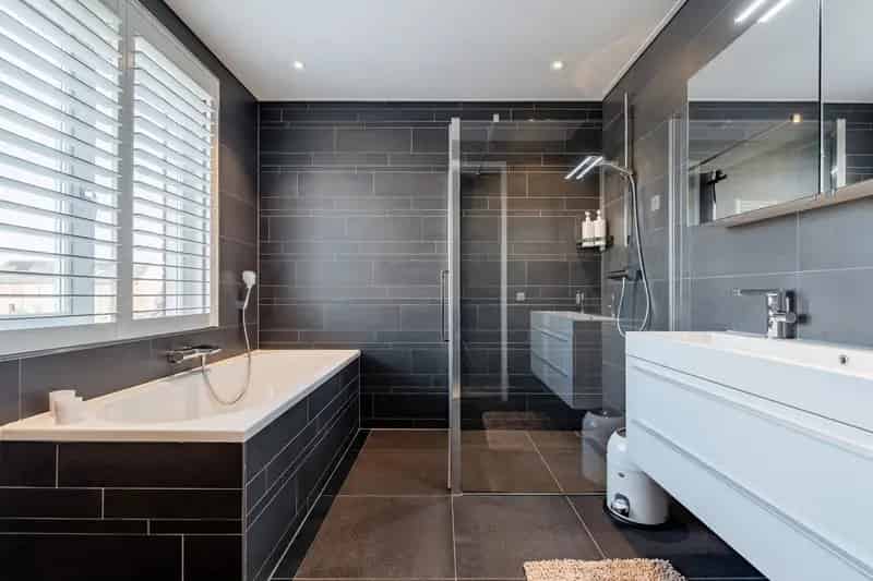 Huis te koop Diemen: Ruime gezinswoning aan het water