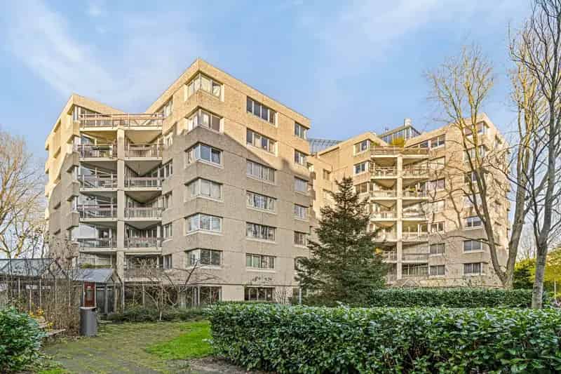 Appartement te koop Amsterdam Bijlmer 53m2 Balkon Parkeergarage