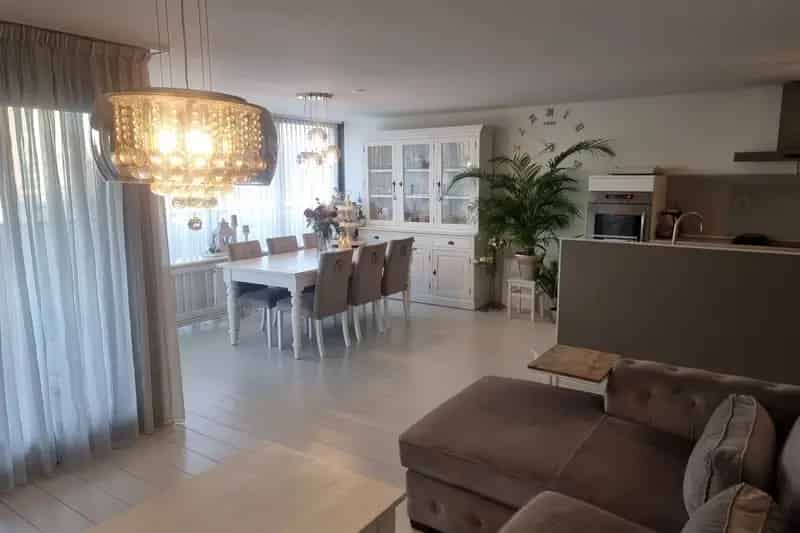Modern 4 Kamer Appartement Den Haag