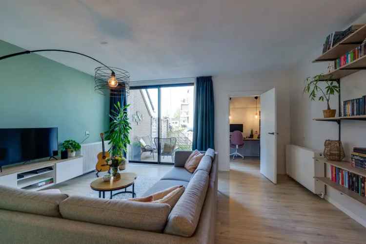 Instapklare Benedenwoning Rhoon 2 Slaapkamers Fijne Tuin