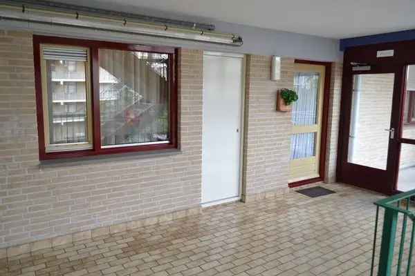 Ruim appartement 2 slaapkamers balkon 2e verdieping