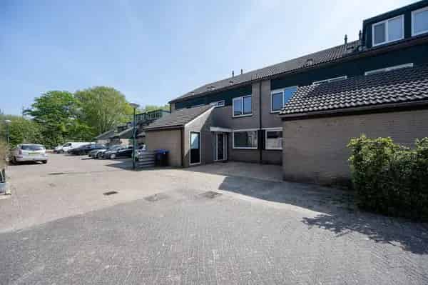 Ruime Familiewoning Maarssenbroek 4 slaapkamers tuin parkeerplaats
