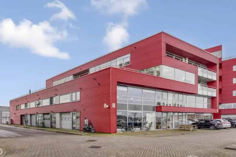 166 m2 Kantoorruimte te Koop Haarlem Waarderpolder