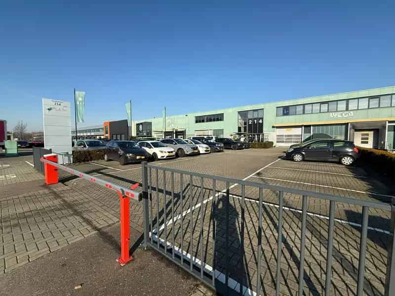 Bedrijfshal te Huur Bleiswijk 550m2 Koelcel Loading Docks