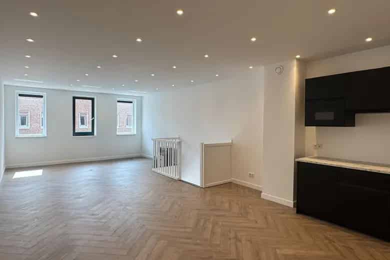 50 m2 bedrijfsruimte te huur in Weesp