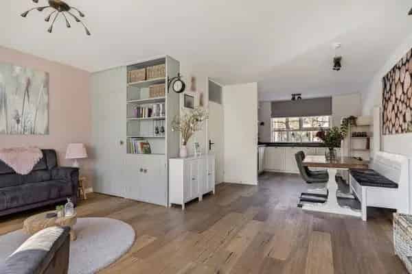 6 Slaapkamers Ruime 2 1 Kapwoning Nabij Strand