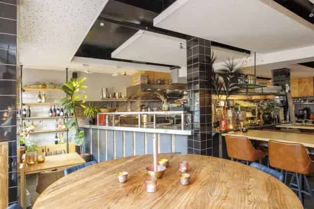 Restaurant Thús te Drachten: A1 locatie aan de vaart