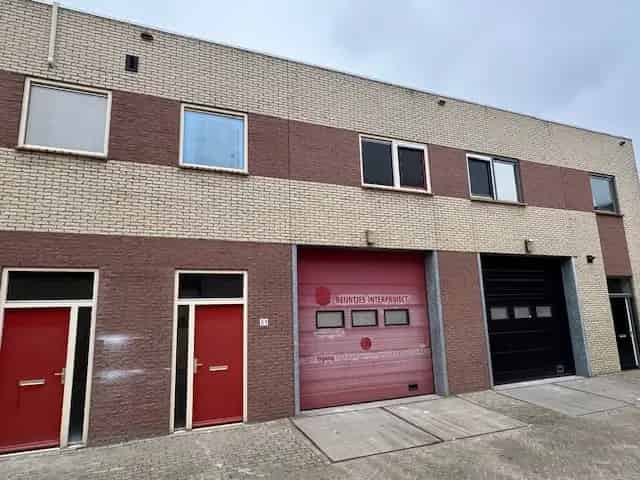 Bedrijfshal Volendam te Koop - 130m2 - Energielabel A+