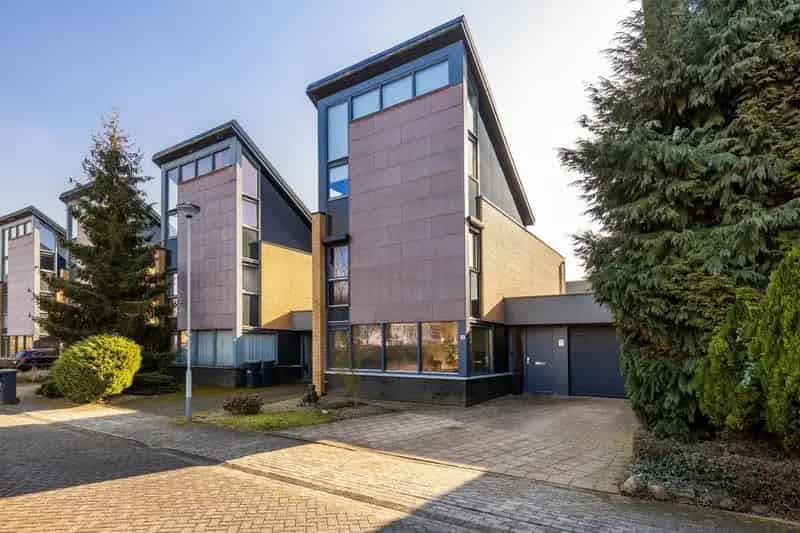 Haagsittardpark woning: Energielabel A, 4 slaapkamers, moderne keuken en tuin