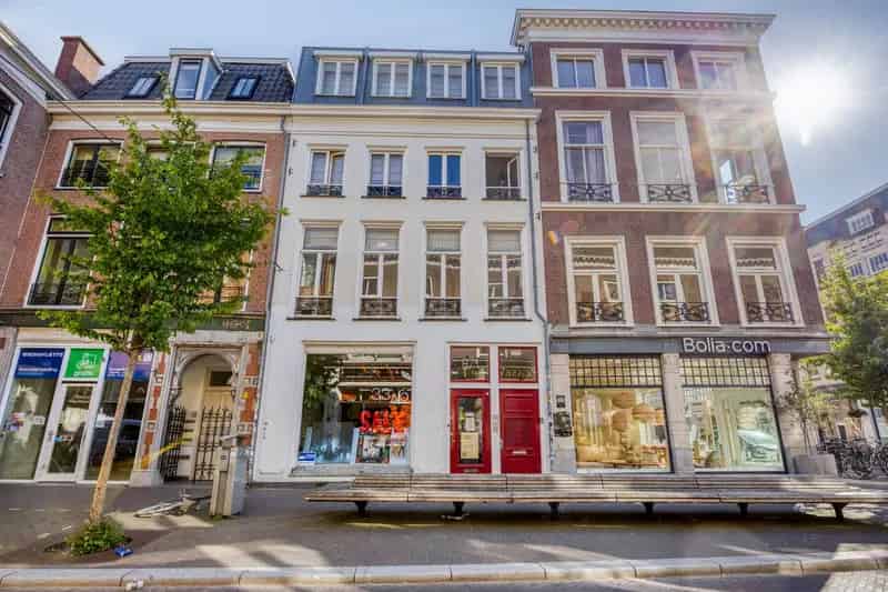 Appartement Noordeinde Den Haag: 2-kamer, 56m², Lift, Historisch Pand