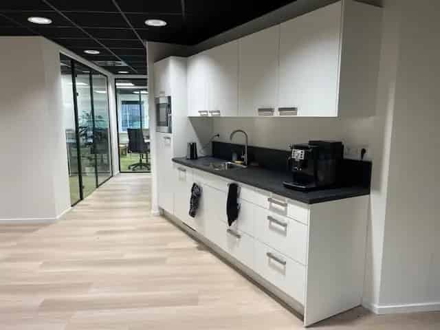 Kantoorruimte te Huur Nijmegen 400m2 Recent gerenoveerd